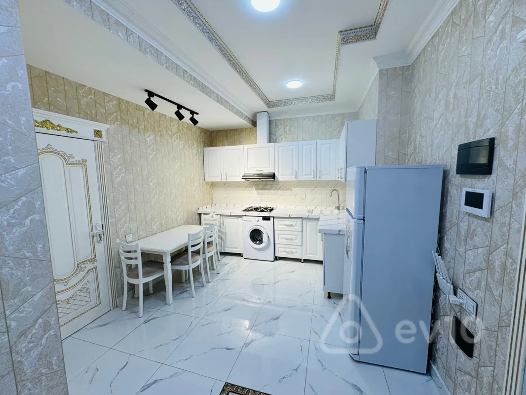 2 otaqlı mənzil, 100 m², Kövkəb Səfərəliyeva küçəsi — kirayə — Mənzil, Bakı (3)