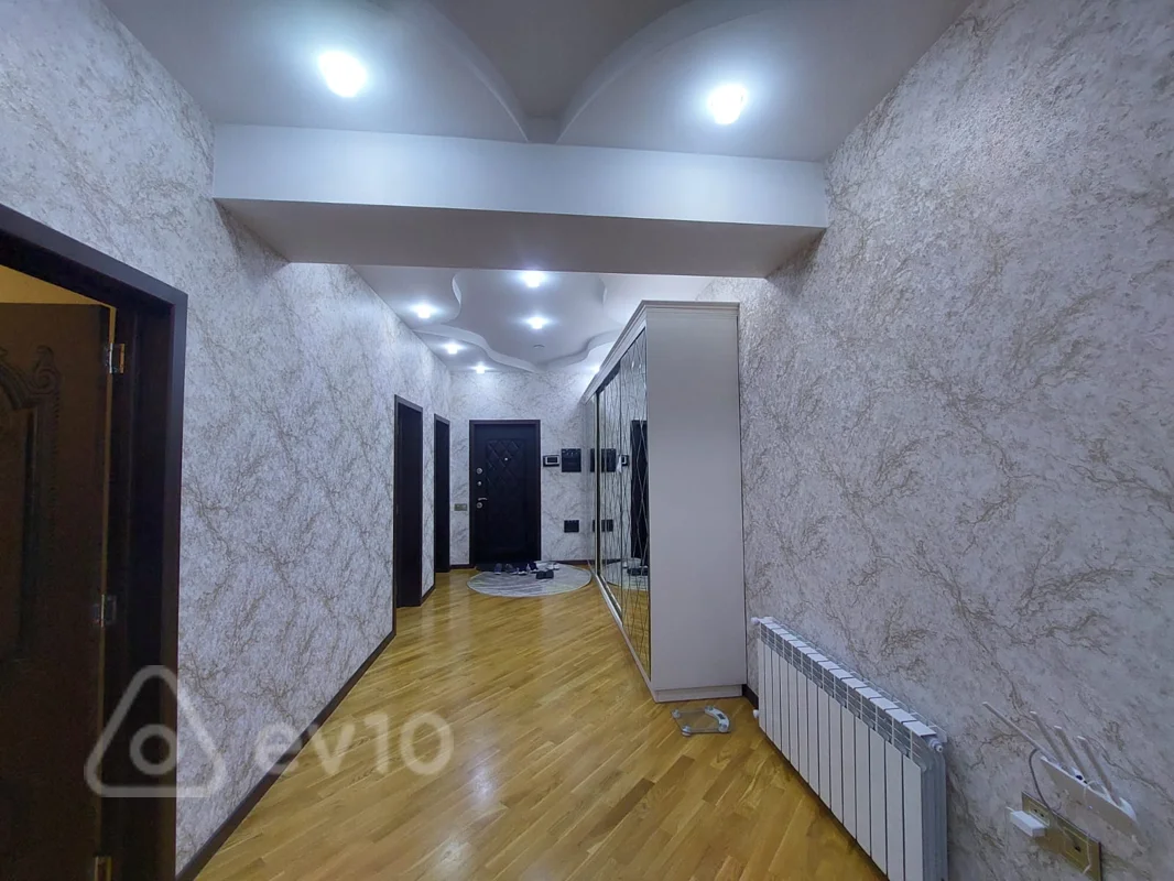 4 otaqlı mənzil, 175 m², Hüseynbala Əliyev — Mənzil, Bakı (5)
