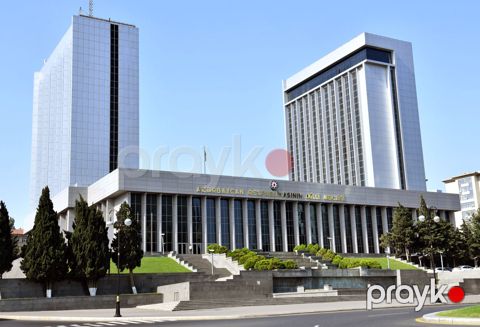 İcarəyə verilir 2 otaqlı köhnə tikili 75 m² — Bakı