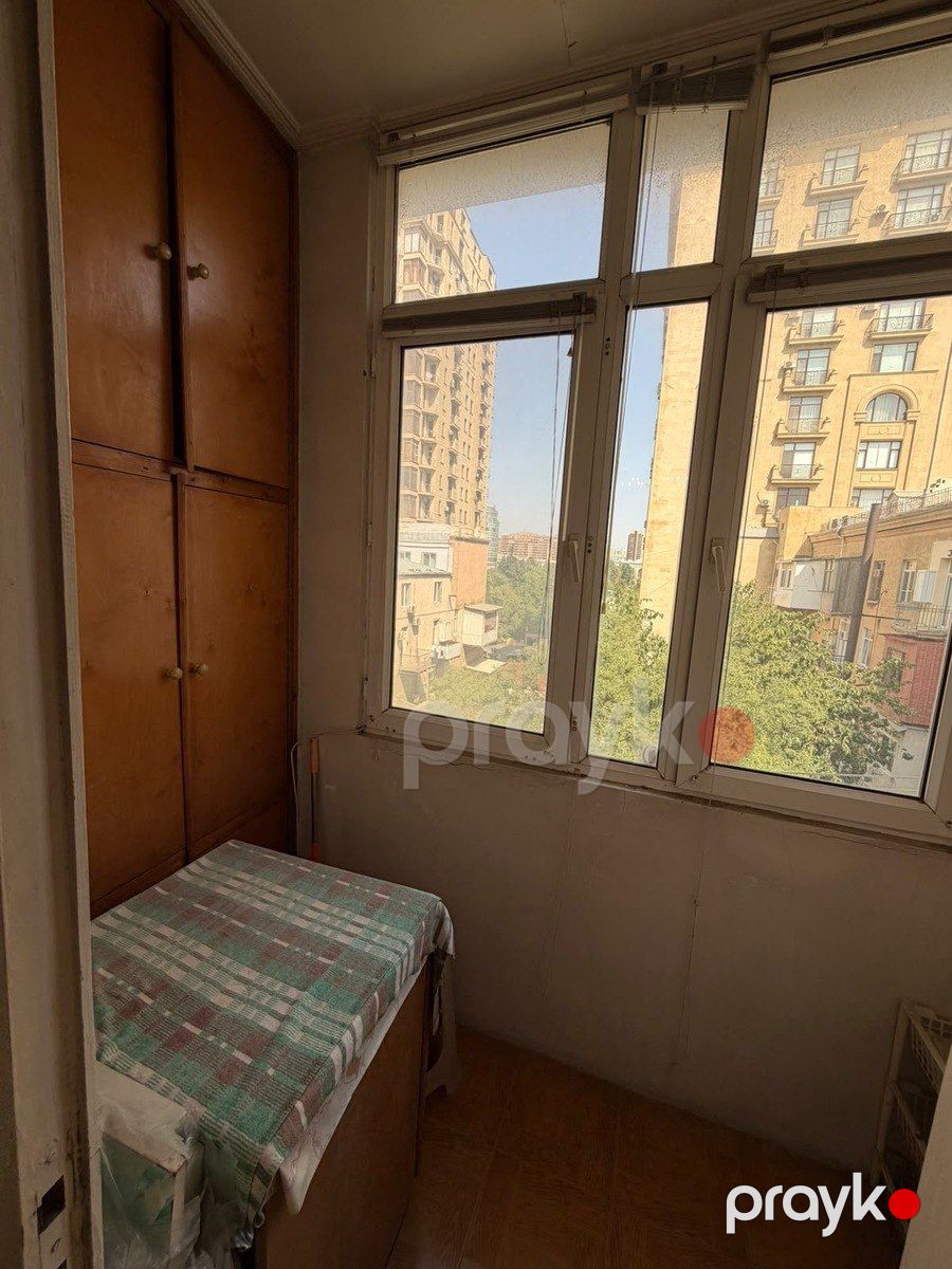 Satılır 4 otaqlı köhnə tikili 91.9 m² — Mənzil, Bakı (5)