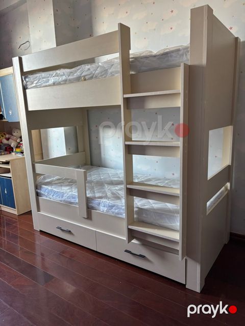 İkimərtəbəli çarpayı — Bakı