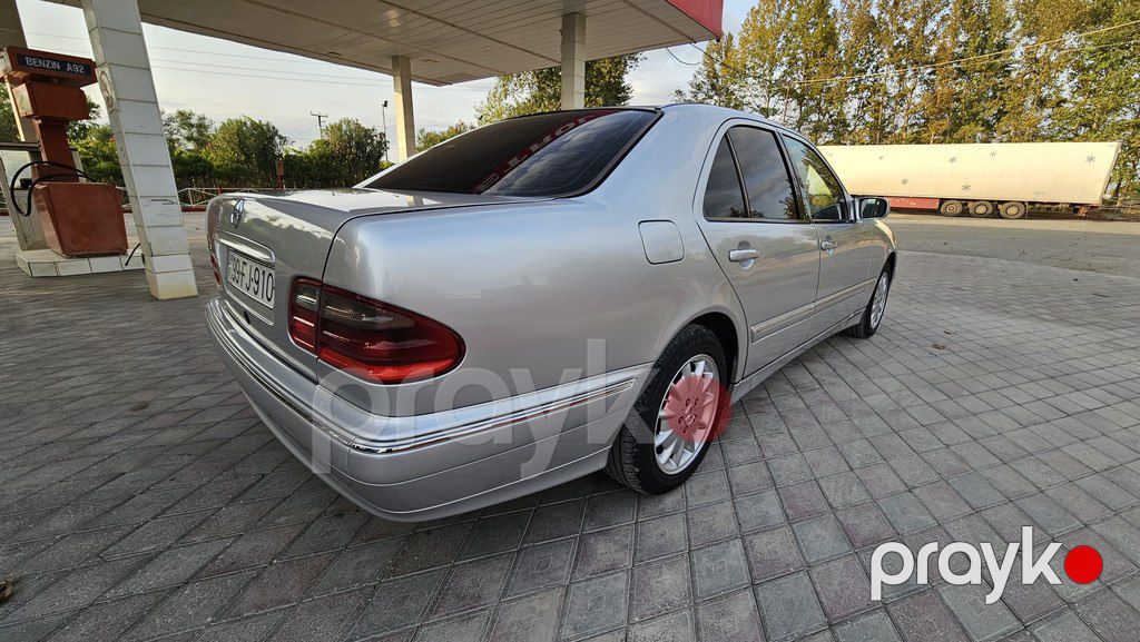 Mercedes E 270, 2.7 L, 2001 il, 351 000 km — Avtomobillər, Bakı (6)