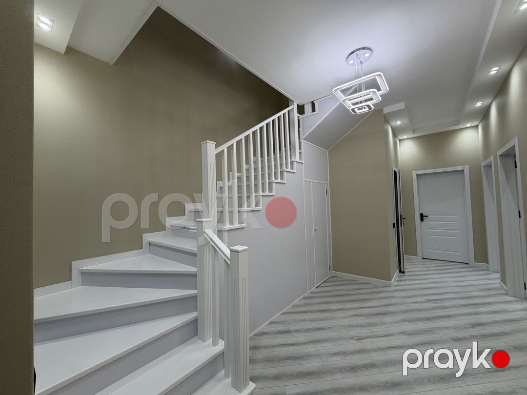 Satılır 5 otaqlı həyət evi/bağ evi 200 m² — Ev, villa, Bakı (8)