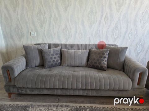 Divan 330azn. Olcu 2. 20m. Acilir bazalidir. Unvan Xirdalan Nigaz — Digah