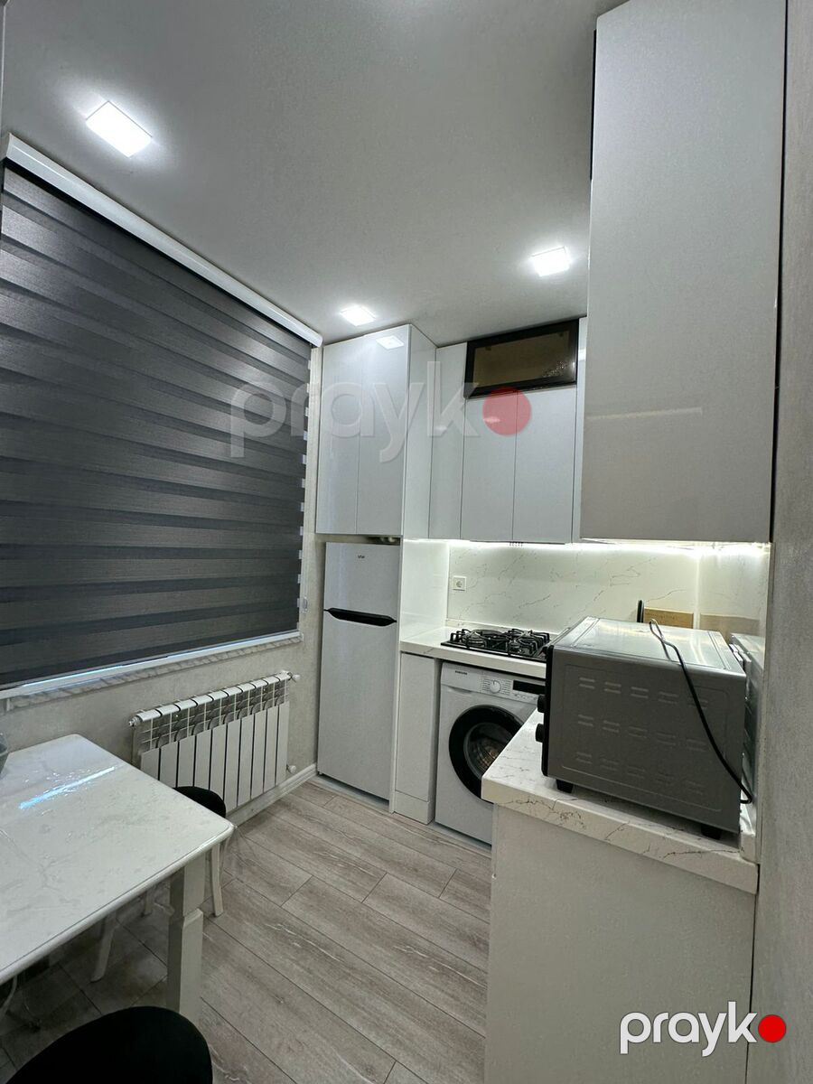 Satılır 2 otaqlı köhnə tikili 60 m² — Mənzil, Bakı (5)