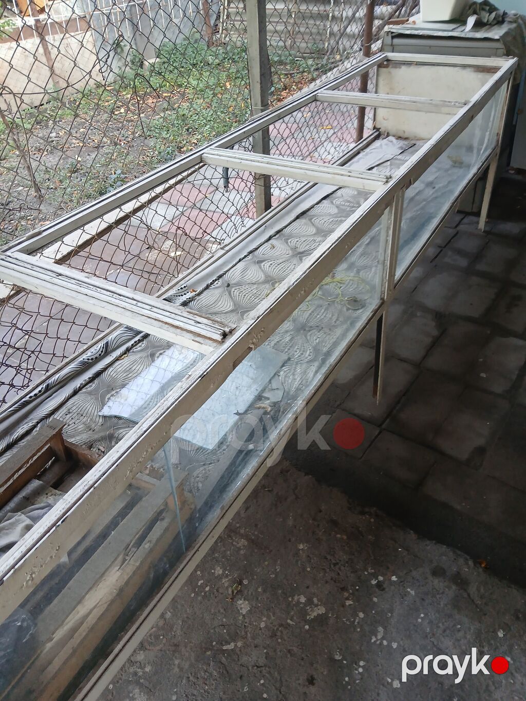 SEM elektrik su qızdırıcısı və şüşə vitrin (uzun stend) 1) SEM — Su qızdırıcılar, Qax (2)