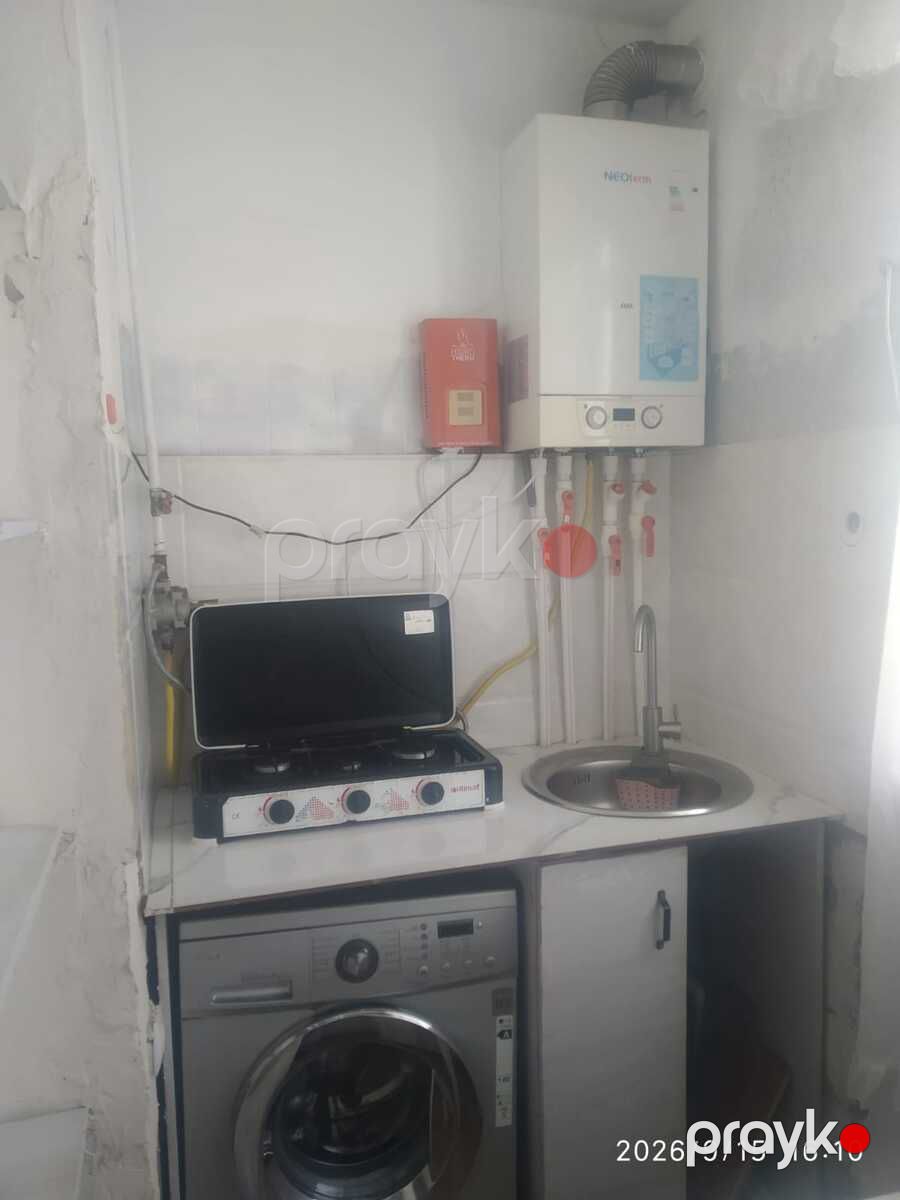 İcarəyə verilir 2 otaqlı köhnə tikili 47 m² — Mənzil, Bakı (5)