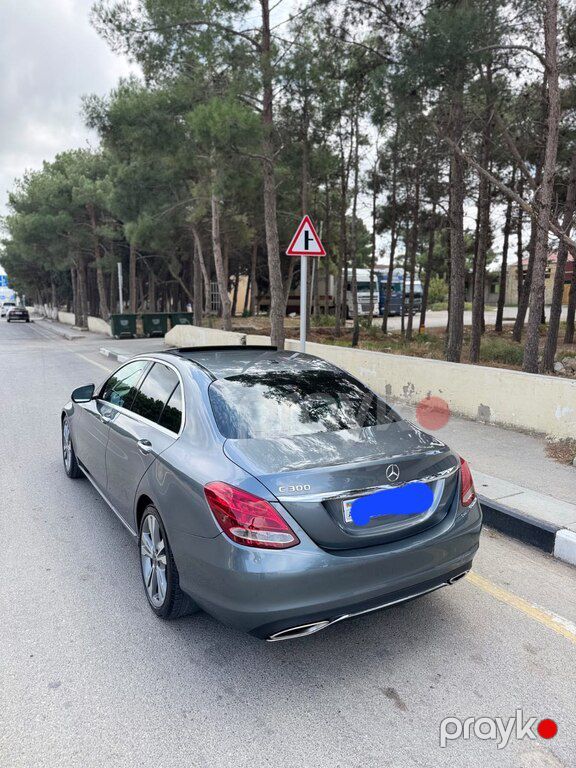 Mercedes C 300, 2.0 L, 2017 il, 258 000 km — Avtomobillər, Bakı (4)