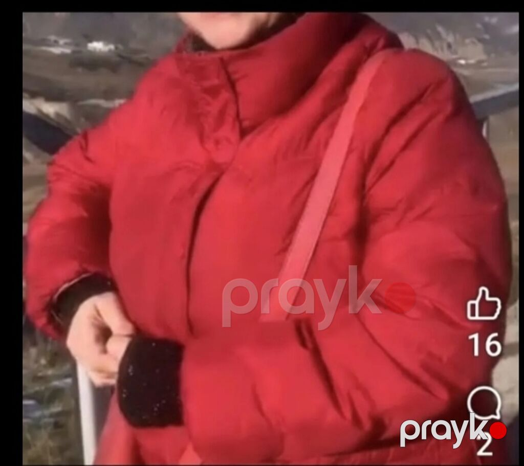 Qadınlar üçün qırmızı rəngli uzun şişmə gödəkçə - Dizayn: beldən — Jaketlər, Masazır (3)