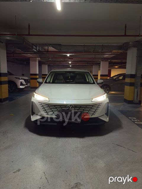 Changan Eado, 1.5 L, 18.4 kWh, 2025 il, 8 400 km — Bakı