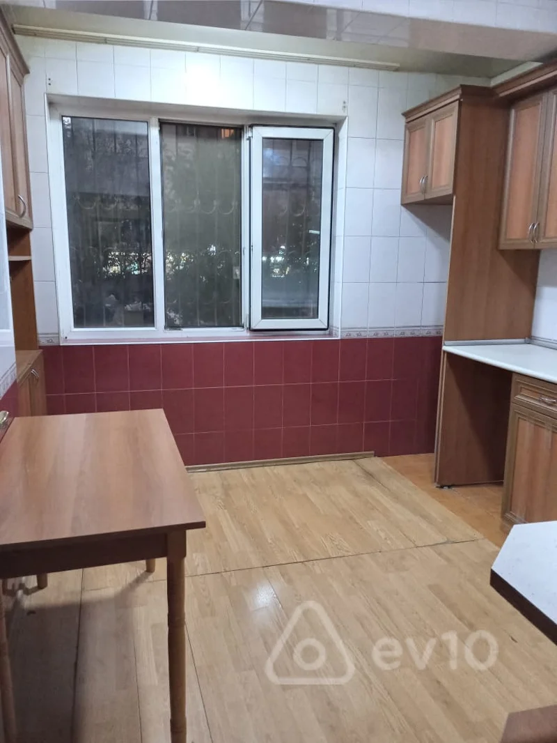 5 otaqlı mənzil, 120 m², Mir Cəlal — kirayə — Mənzil, Bakı (12)