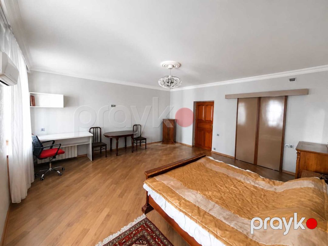 Satılır 5 otaqlı köhnə tikili 165 m² — Mənzil, Bakı (8)