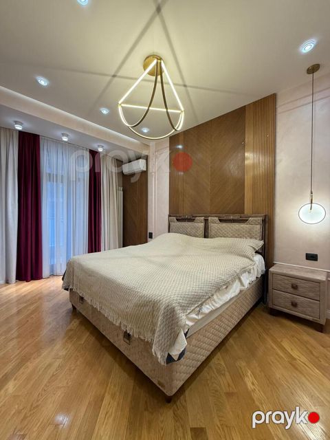 İcarəyə verilir 3 otaqlı yeni tikili 135 m² — Bakı