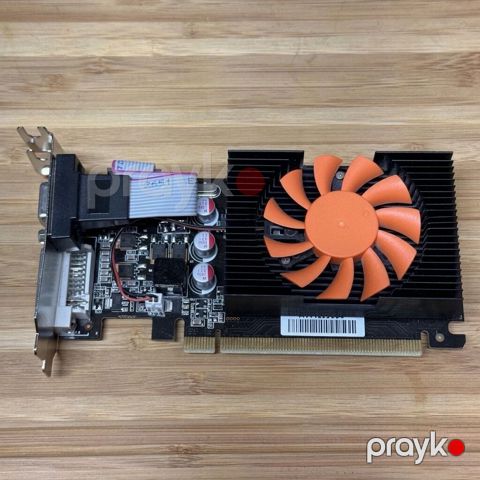 PC üçün videokart - Model: Aşağı profil (low-profile) PCI-Express x16 — Bakı