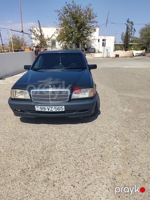 Mercedes C 220, 2.2 L, 1993 il, 636 235 km — Şirvan