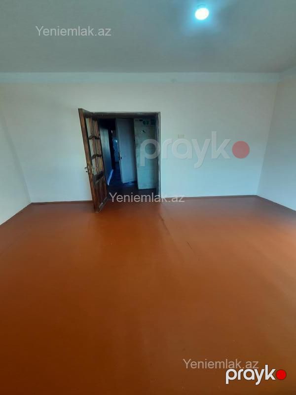 Satılır 2 otaqlı Bina evi menzil (Köhnə tikili), 48 m², 11-ci mikrorayon — Mənzil, Sumqayıt (3)