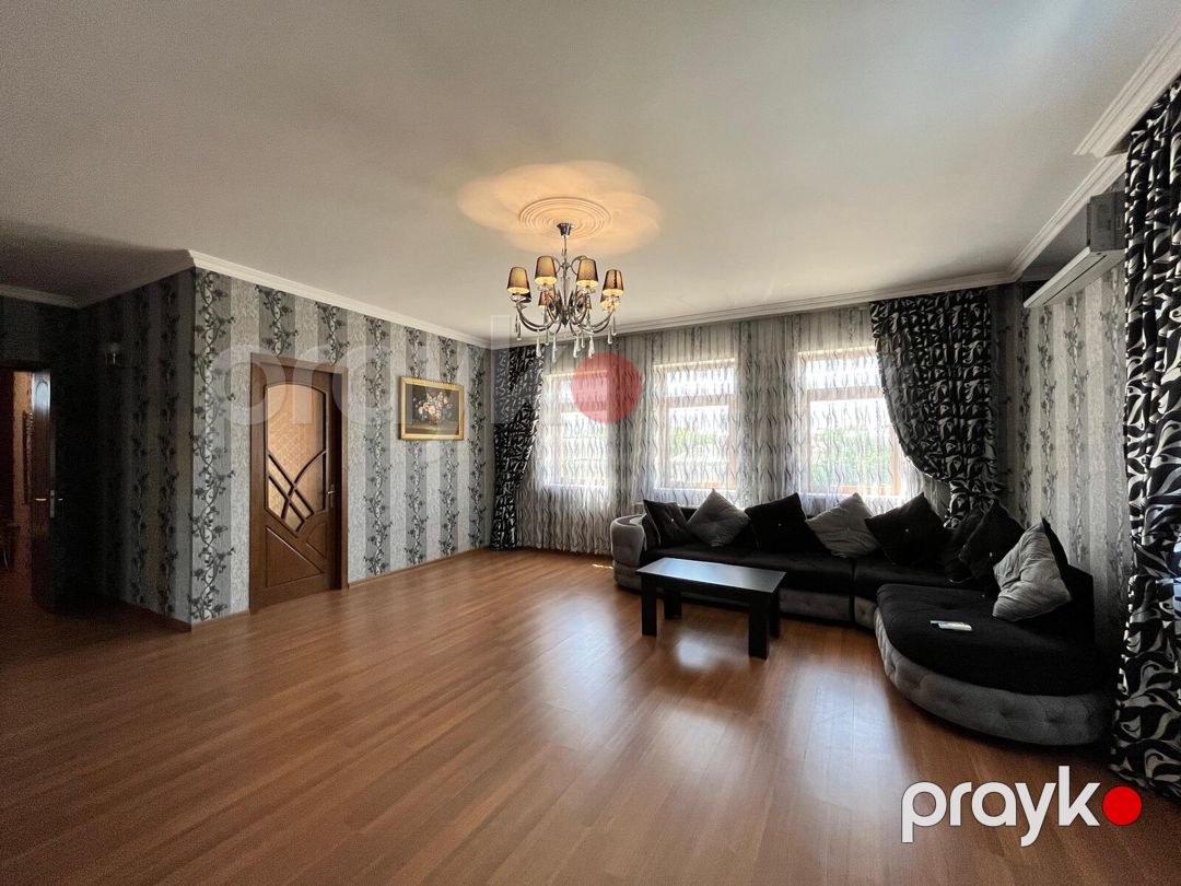 Satılır 5 otaqlı həyət evi/bağ evi 330 m² — Ev, villa, Bakı (9)