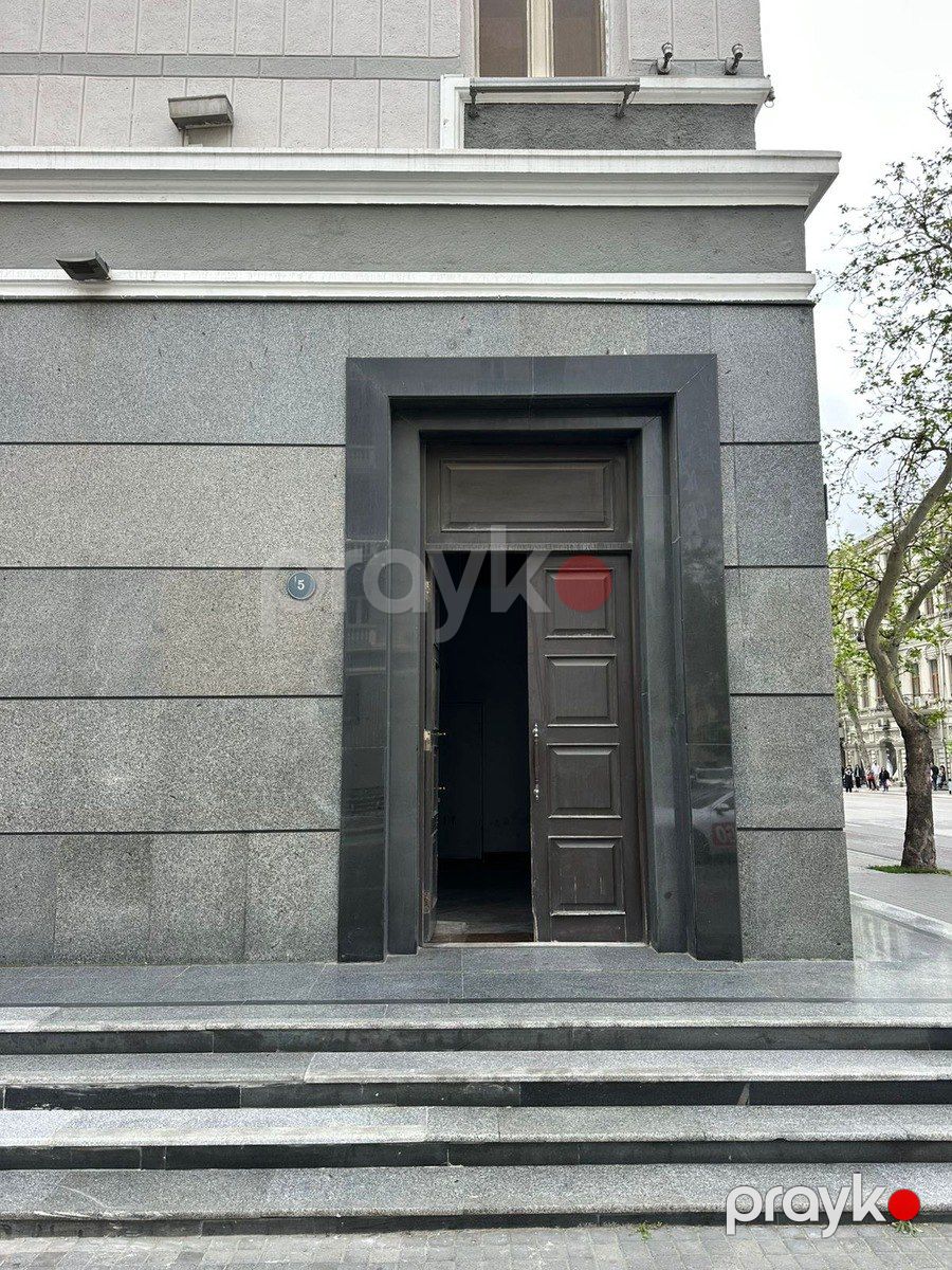 Satılır 2 otaqlı köhnə tikili 70 m² — Mənzil, Bakı (4)