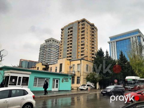Satılır 4 otaqlı yeni tikili 196 m² — Bakı