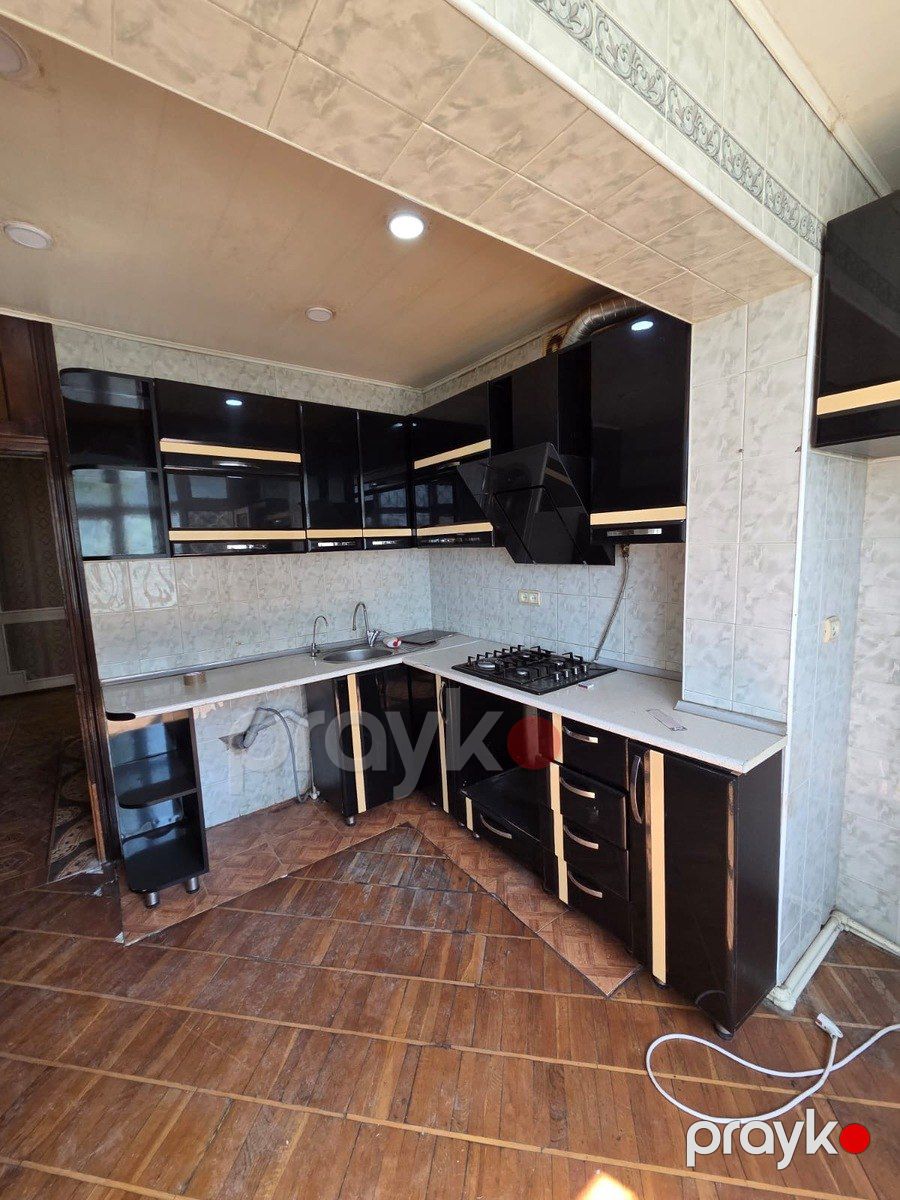 Satılır 5 otaqlı köhnə tikili 120 m² — Mənzil, Bakı (5)