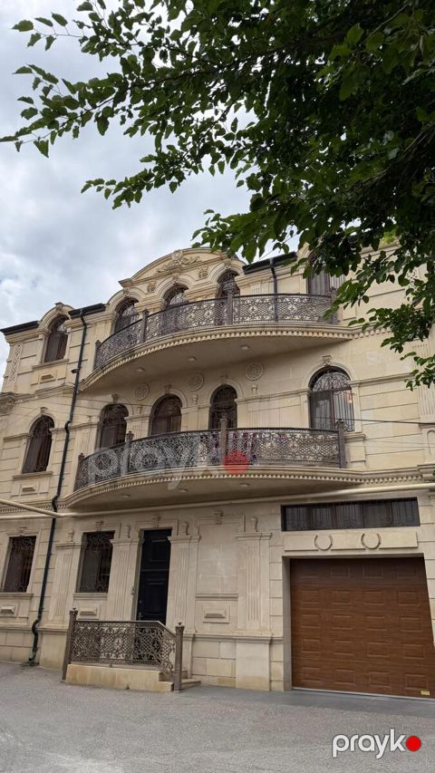 İcarəyə verilir 6 otaqlı həyət evi/bağ evi 400 m² — Bakı