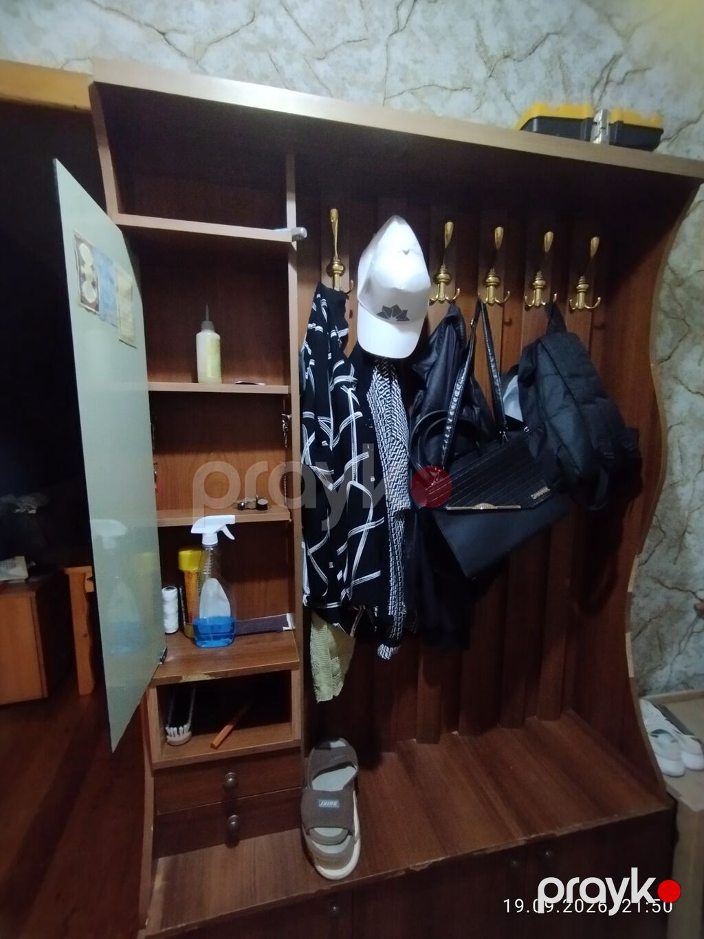Dəhliz mebeli normal vəziyyətdədi qapilari isləkdi — Mebel, Qobu (3)