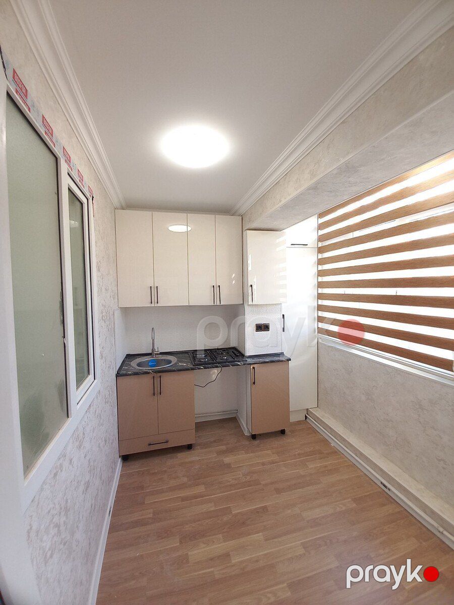 Satılır 3 otaqlı köhnə tikili 65 m² — Mənzil, Bakı (8)