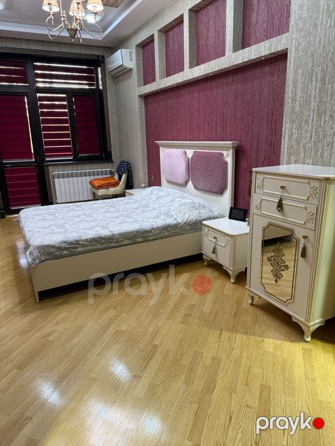 5-otaqlı yeni tikili kirayə verilir, Nizami m., 240 m² — Bakı