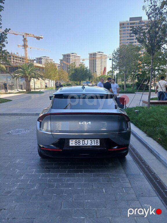 Kia EV6, 77.4 kWh, 2023 il, 90 500 km — Avtomobillər, Bakı (12)
