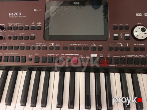 Sintezator Korg — Bakı