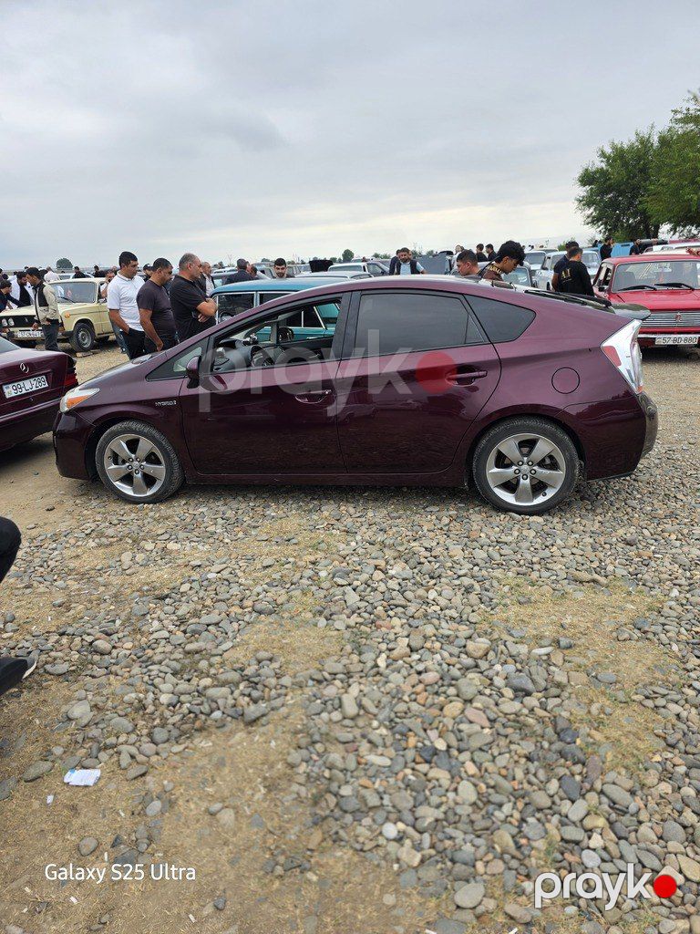 Toyota Prius, 1.8 L, 1.3 kWh, 2013 il, 256 232 km — Avtomobillər, Tovuz (5)