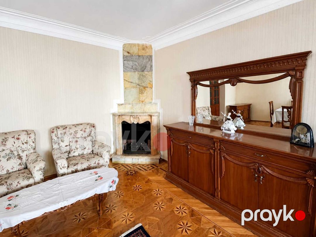 Satılır 5 otaqlı köhnə tikili 165 m² — Mənzil, Bakı (4)