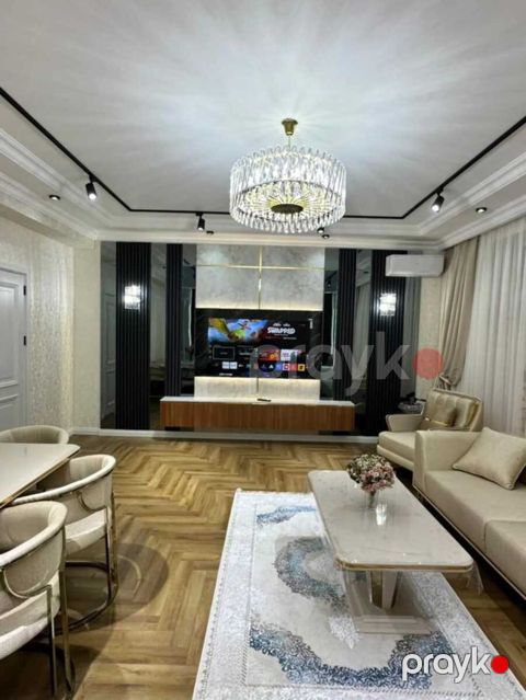 Satılır 3 otaqlı yeni tikili 145 m² — Bakı