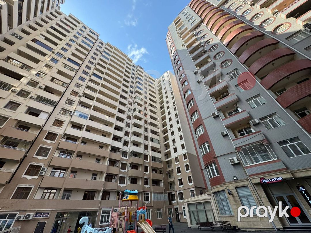 Satılır 4 otaqlı yeni tikili 200 m² — Mənzil, Bakı (2)