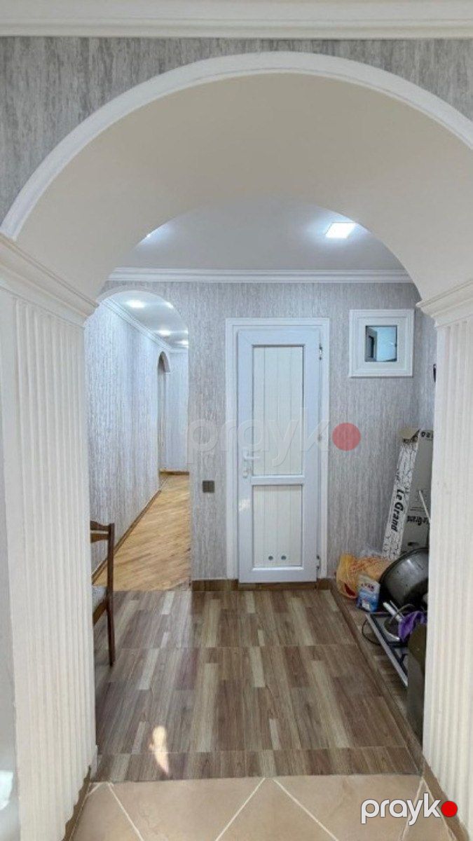 Satılır 2 otaqlı köhnə tikili 50 m² — Mənzil, Bakı (5)