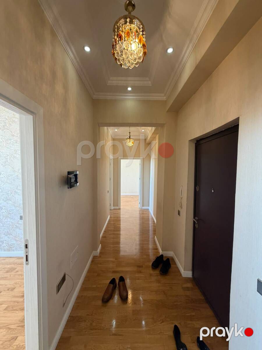 Satılır 2 otaqlı köhnə tikili 74 m² — Mənzil, Bakı (12)