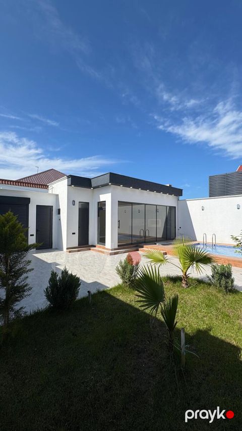 Satılır 4 otaqlı həyət evi/bağ evi 120 m² — Bakı