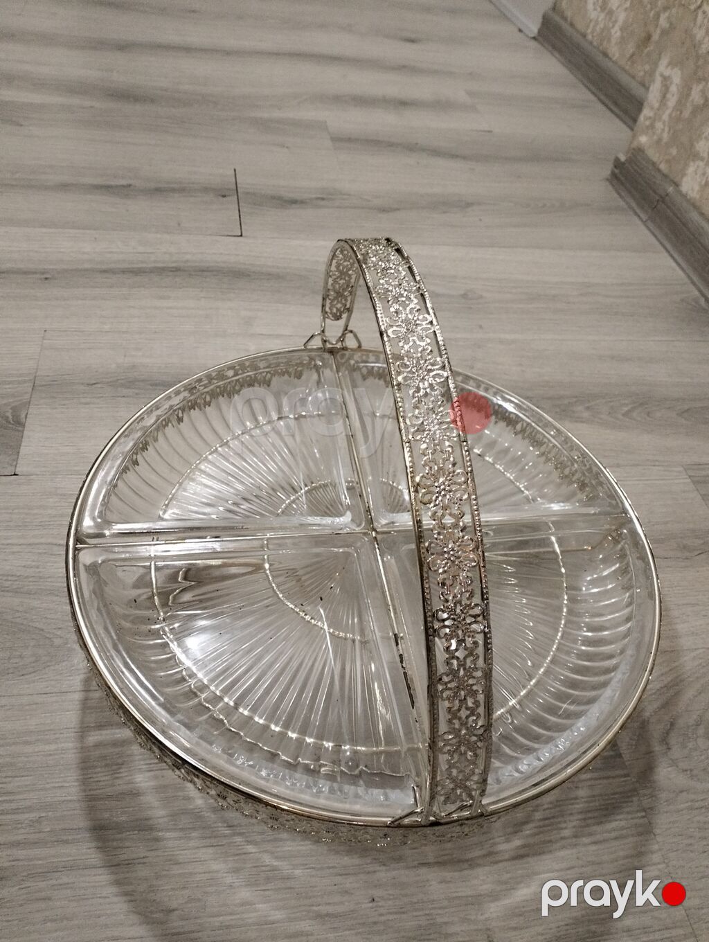 Şüşə bölməli servis səbəti - Dairəvi formalı, metal bəzəkli karkas — Süfrə sərvisin üçün əşyalar, Bakı (3)