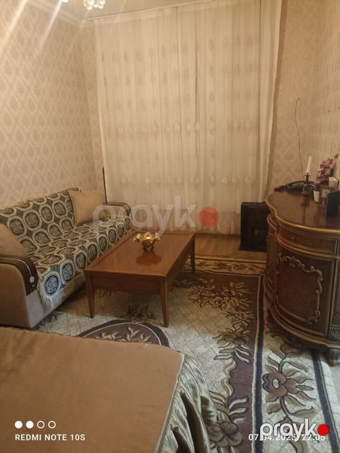 Həyət evi, Binəqədi r — Bakı