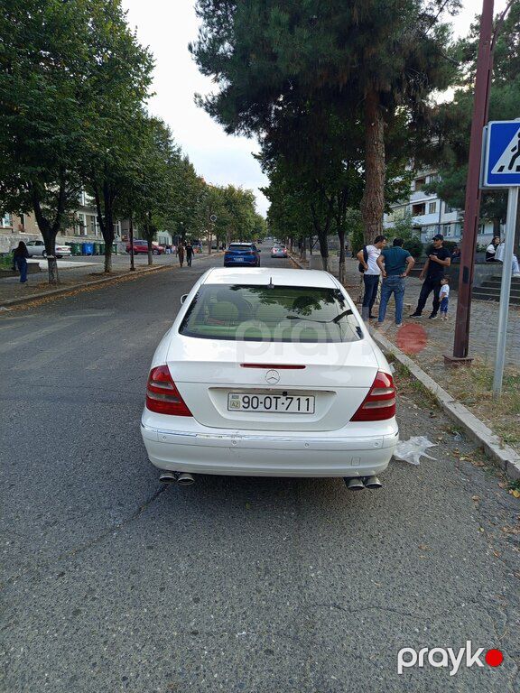 Mercedes E 240 4MATIC, 2.6 L, 2004 il, 380 000 km — Avtomobillər, Xankəndi (2)
