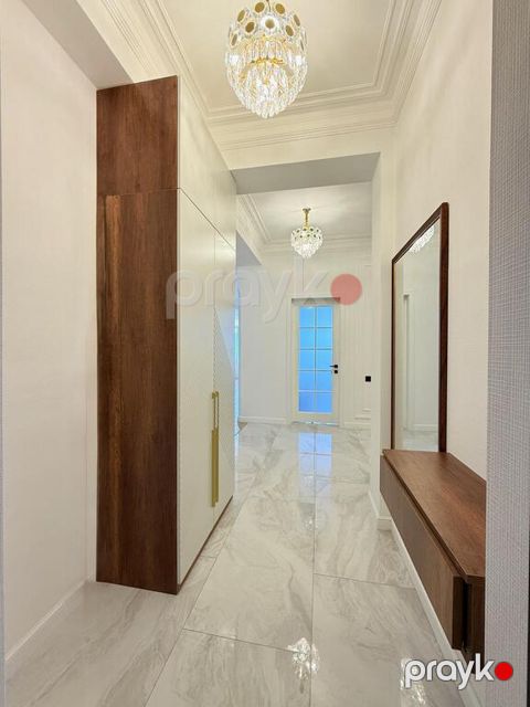 Satılır 3 otaqlı yeni tikili 100 m² — Bakı
