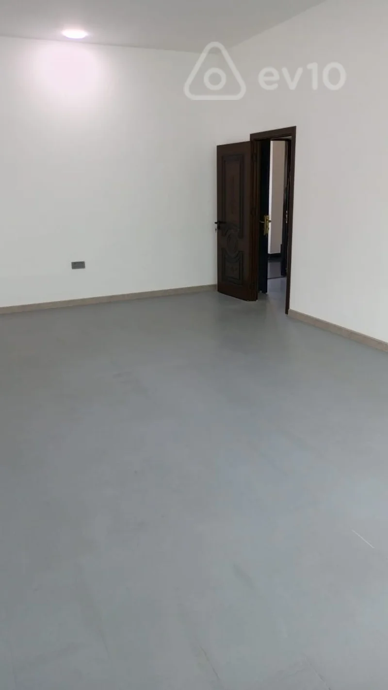 4 otaqlı mənzil, 100 m², İlqar İsmayılov — kirayə — Mənzil, Bakı (6)