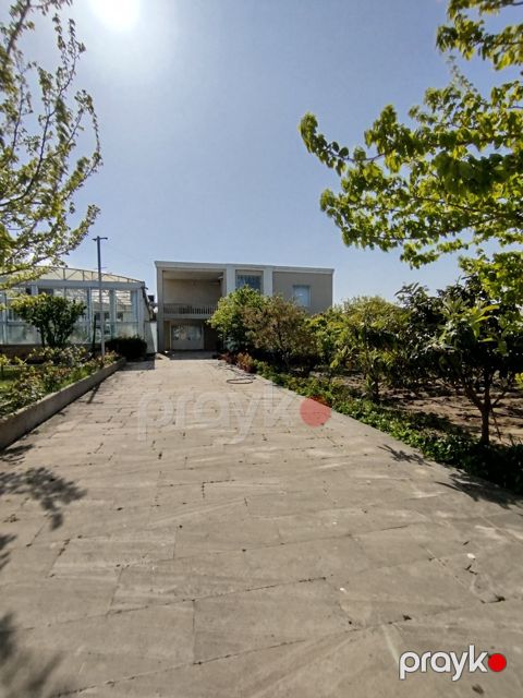 Satılır 6 otaqlı həyət evi/bağ evi 120 m² — Bakı