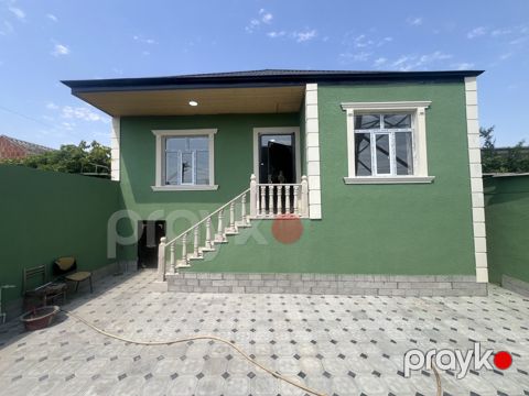 Satılır 4 otaqlı həyət evi/bağ evi 95 m² — Bakı