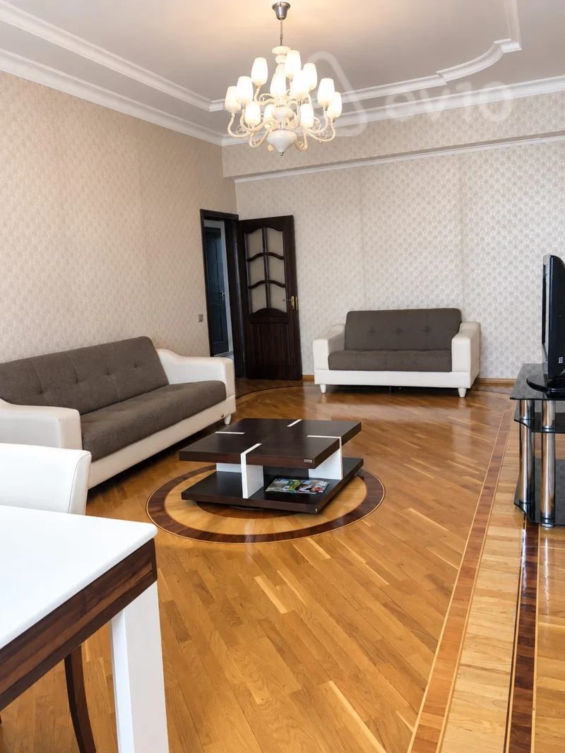 3 otaqlı mənzil, 105 m², M. Naxçıvani küçəsi — kirayə — Mənzil, Bakı (3)