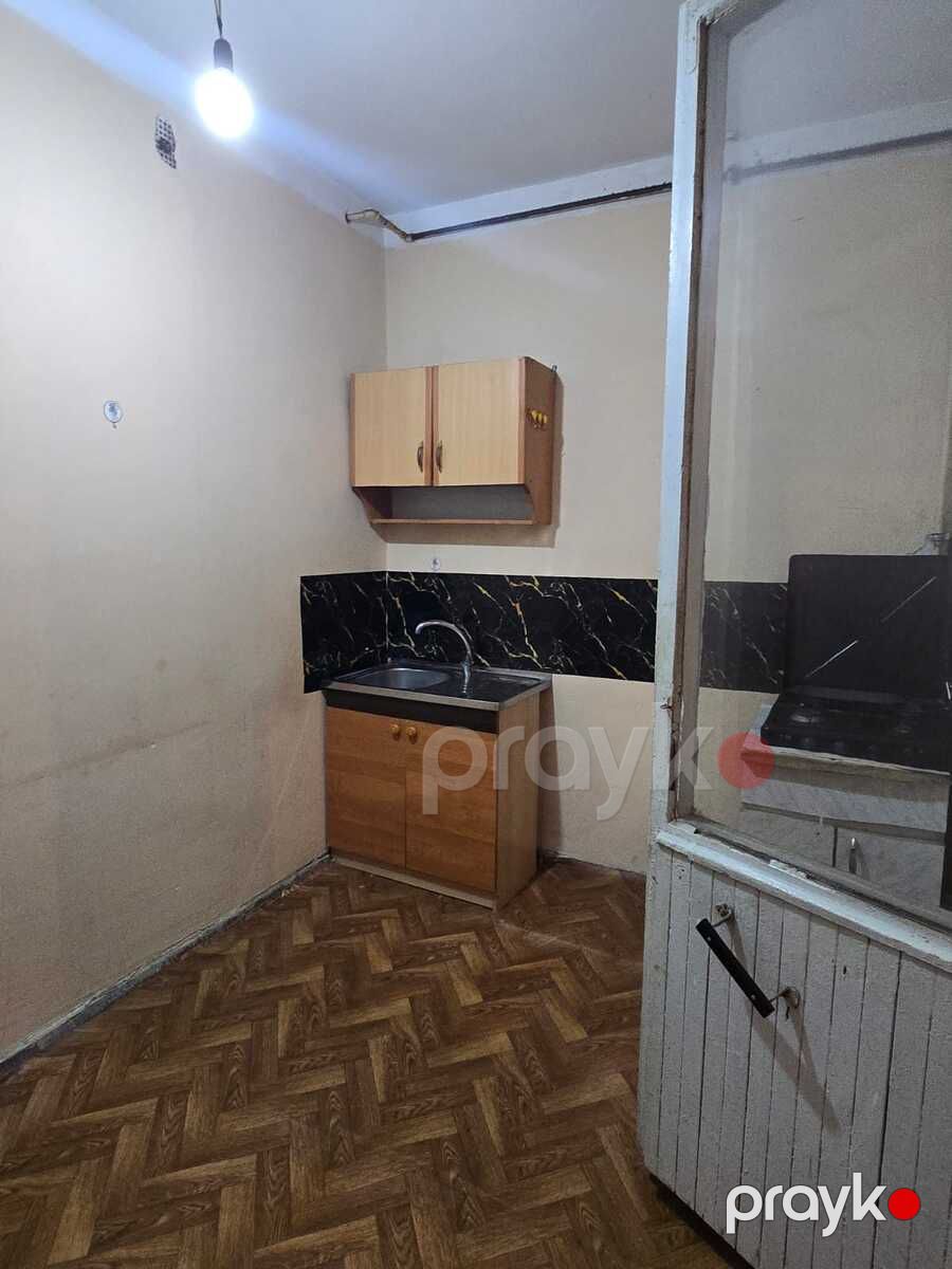 Satılır 2 otaqlı köhnə tikili 65 m² — Mənzil, Bakı (8)