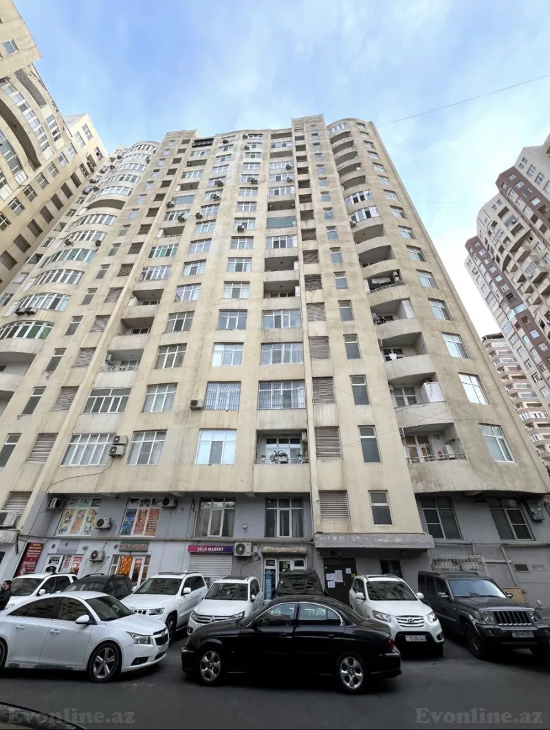 Satılır 4 otaqlı Mənzil Yeni tikili 154 m² Bakı, Yasamal r., Elmlər Akademiyası m — Bakı