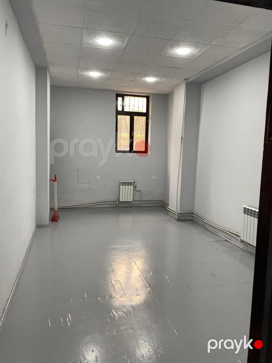 Satılır 9 otaqlı köhnə tikili 100 m² — Mənzil, Bakı (5)