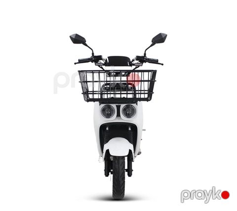 Kuryerlər üçün uzunmənzilli elektrik moped icarəsi Wolt, Bolt — Bakı