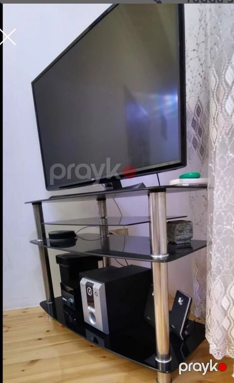 Televizor altlığı — Bakı